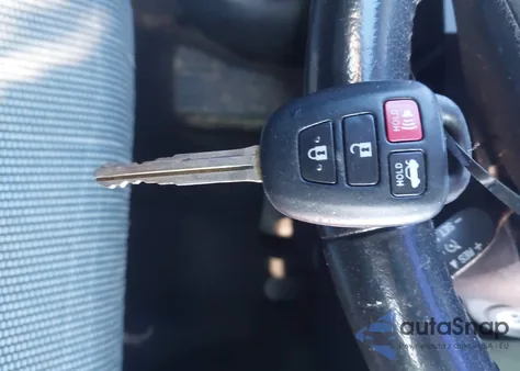 2016 Toyota Corolla S Plus z USA, uszkodzony, nr VIN 2T1BURHEXGC608738